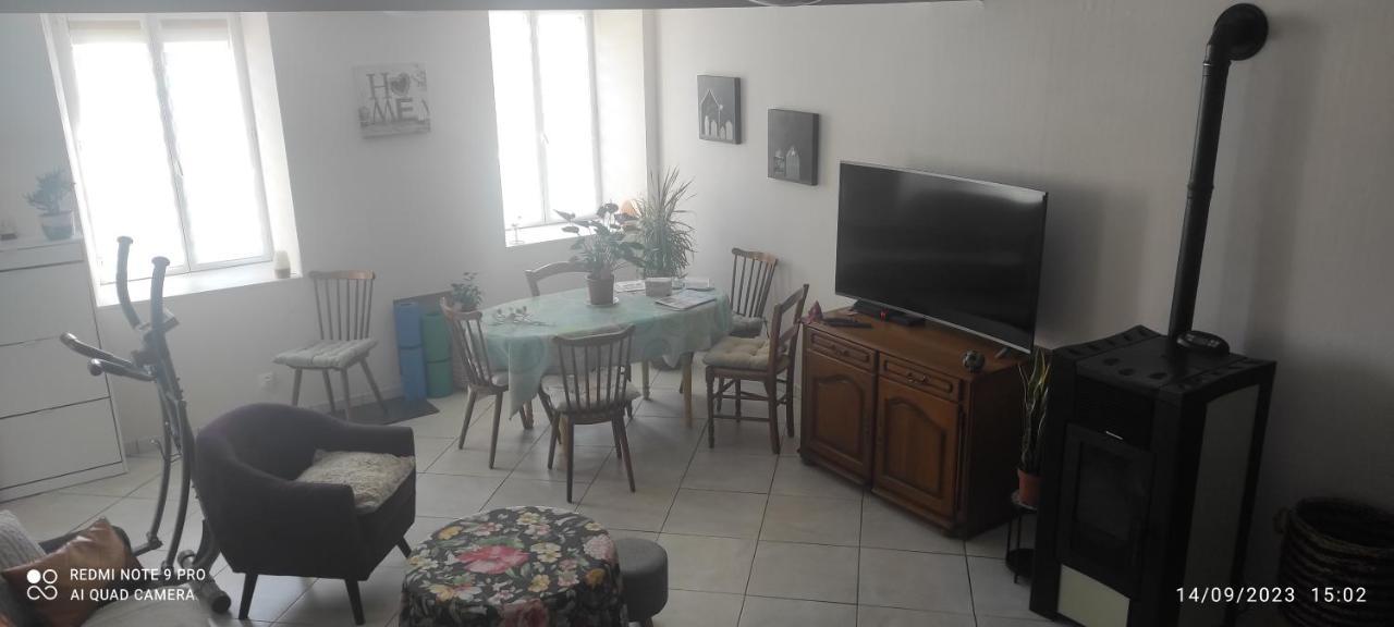 Apartamento Les plaisirs de la ruralité Vendresse Exterior foto
